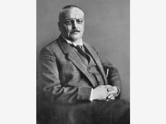 Alois Alzheimer´s 1888 Inaugural Dissertation about Ceruminal Glands, An Early ontological Work of the Great Neurologist