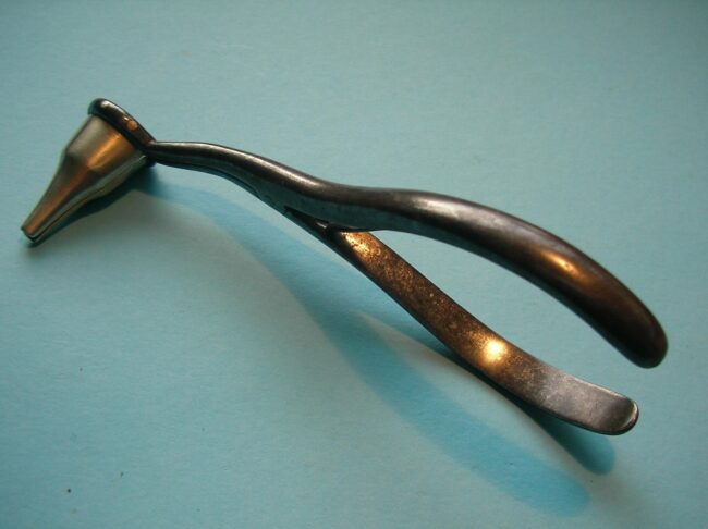 Spreizbare Ohrspekula HNO-Nachrichten - Ein medizitechnischer Irrweg